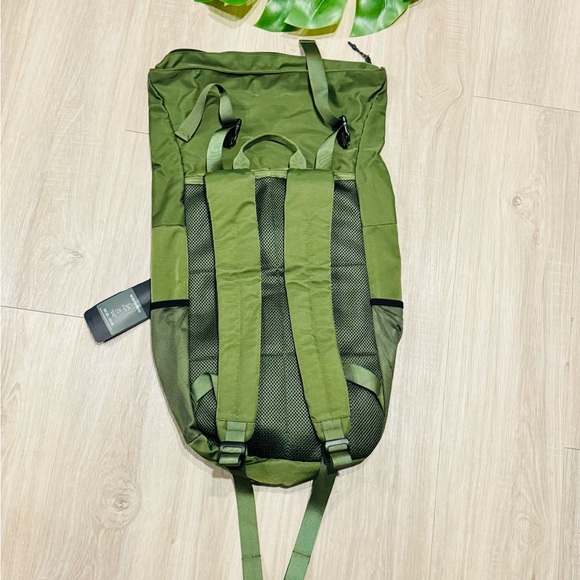 Fabletics Green Backpack - Picture 5 of 6